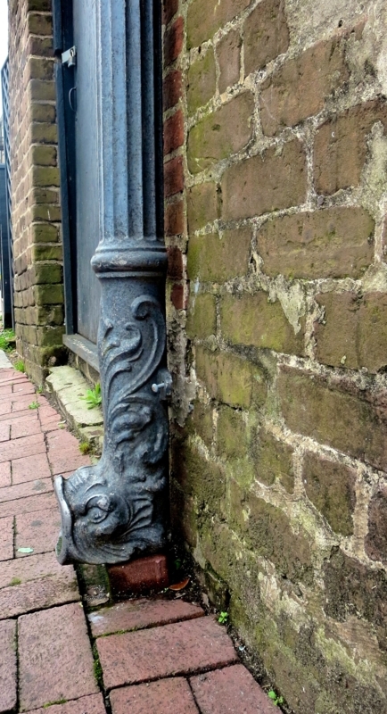 Decorative Vintage Gutter Downspout Design Ideas