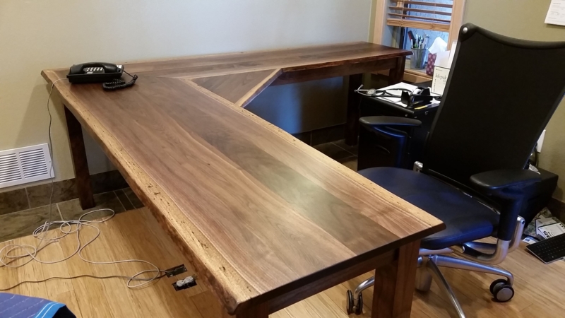 DIY Rustic L-Shaped Solid Wood Desk