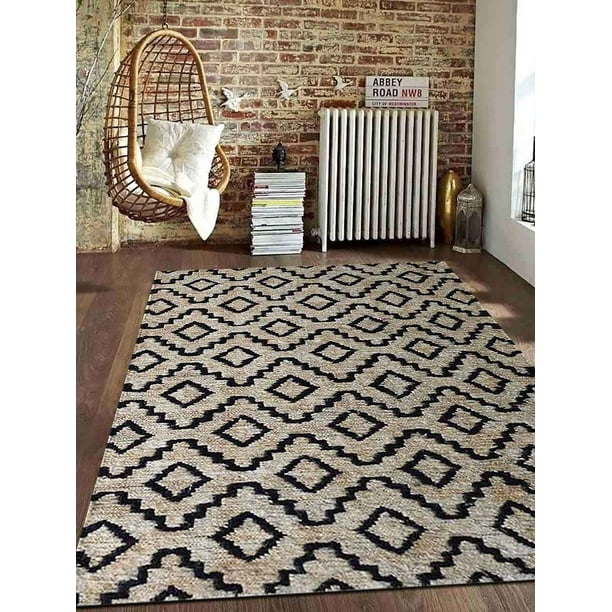 Eco-Friendly Hand Knotted Jute Rug with Geometric Pattern