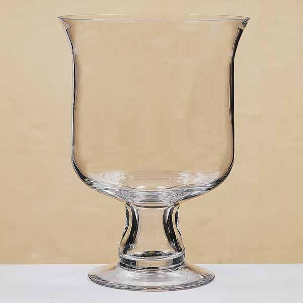 Elegant Clear Glass Pedestal Vase Design