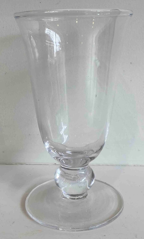 Elegant Clear Glass Round Pedestal Vase