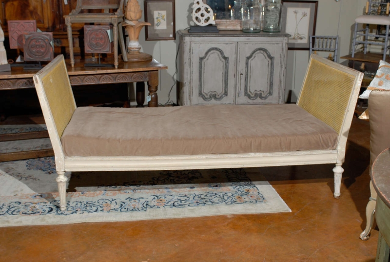 Elegant French Cane Daybed with Neutral Cushion