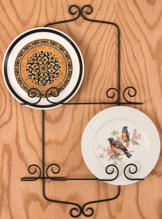 Elegant Iron Plate Hanger for Decorative Plates