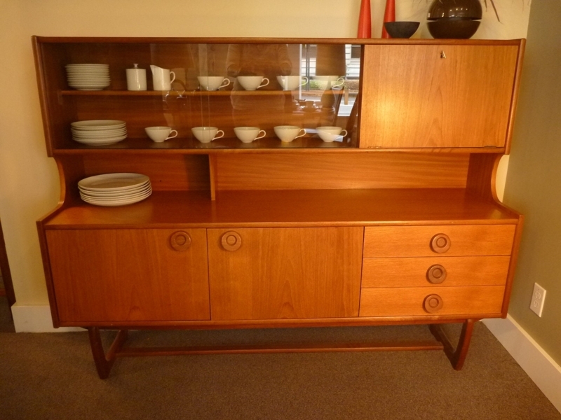 Elegant Mid Century Modern Teak Hutch Cabinet