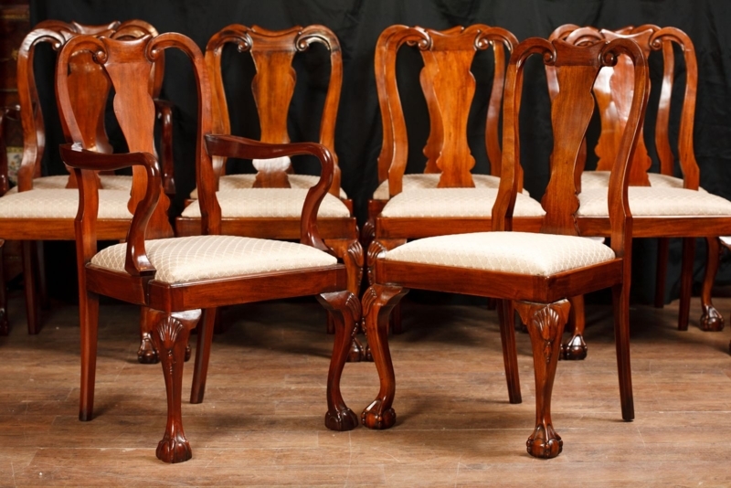 Elegant Queen Anne Style Wooden Dining Chairs