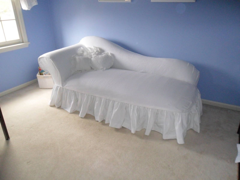 Elegant White Slipcover for Chaise Lounge Sofa