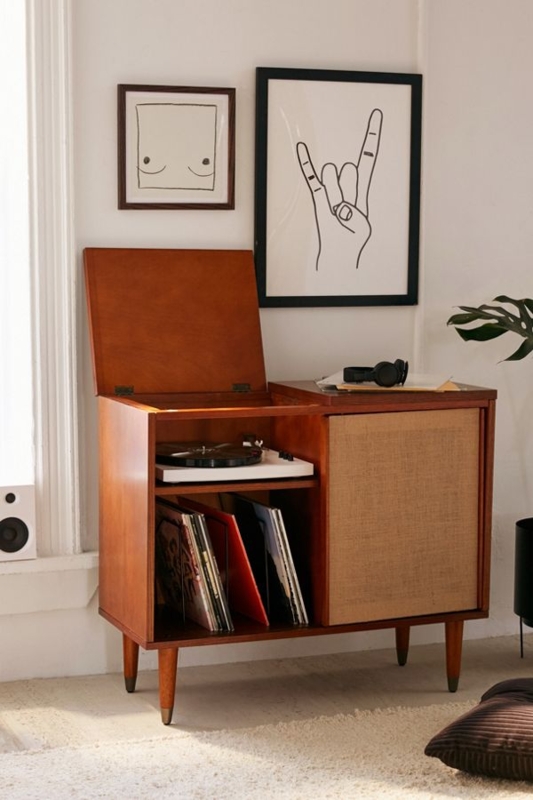 Gift Guide: 10 Ideas for What to Buy Your Other Half