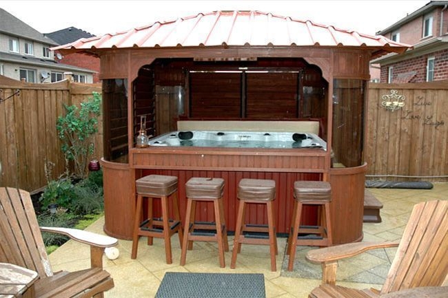 Hot tub gazebo with built in outdoor bar in 2020 | Whirlpool bar ...