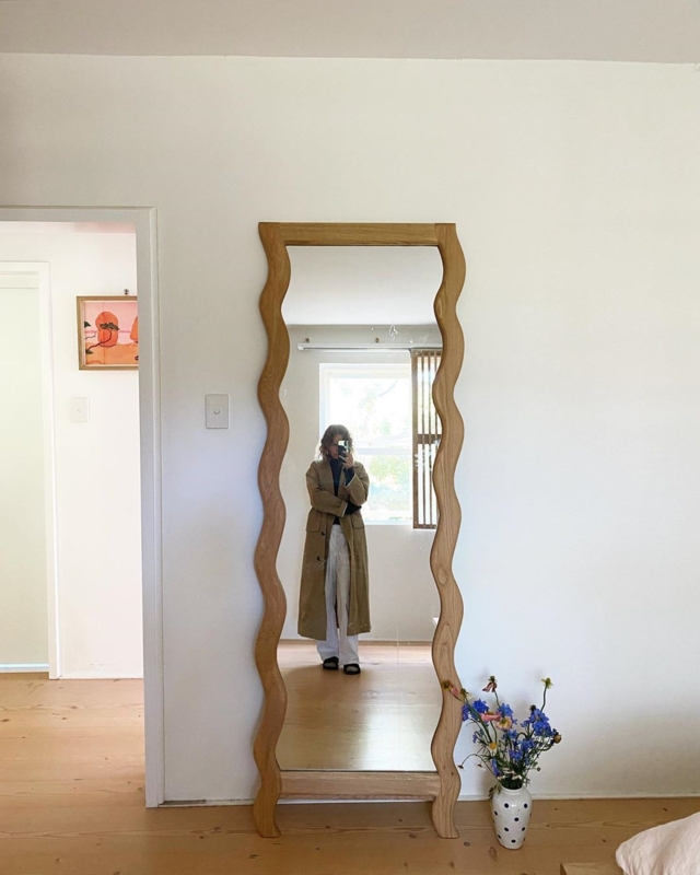 Led Full Body Funky Mirror, Illuminated Curved Mirror, Asymmetrical ...