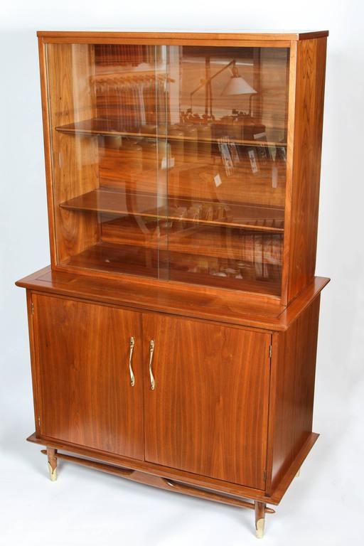 Mid-Century Modern Lane China Cabinet with Glass Doors