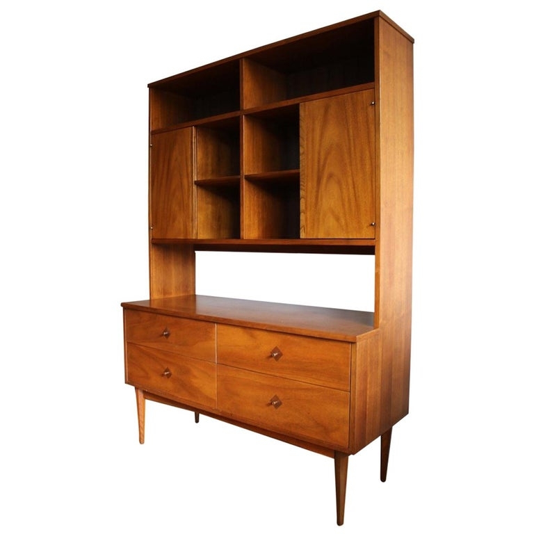 Mid-Century Modern Walnut Hutch by Stanley Furniture For Sale at ...
