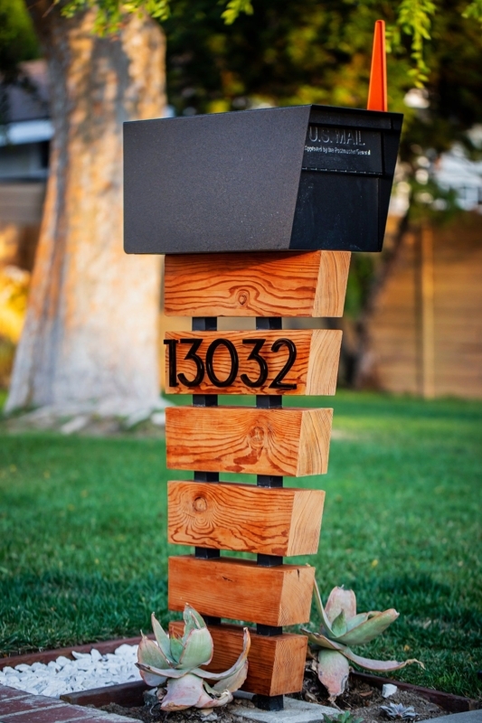 Mailbox Mid Century Moderns
