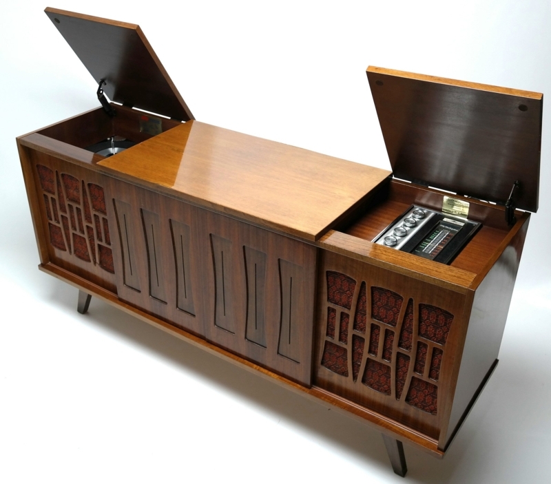 Mid Century Modern Wooden Stereo Console Record Player