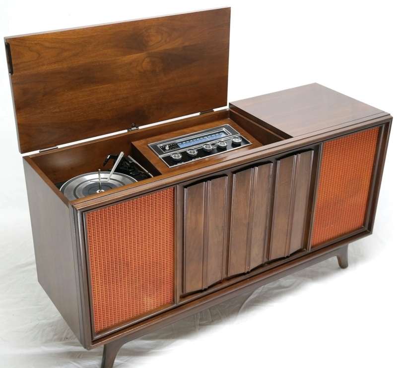 Mid Century Modern Wooden Stereo Console Record Player