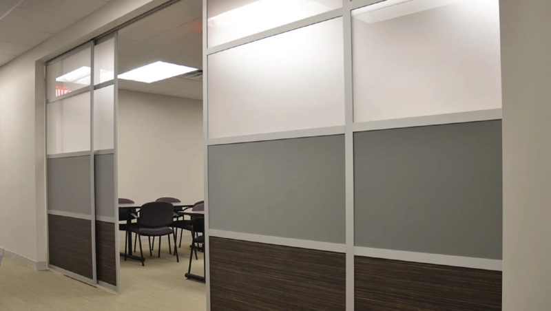 Modern Floor-to-Ceiling Office Partition Panels Design