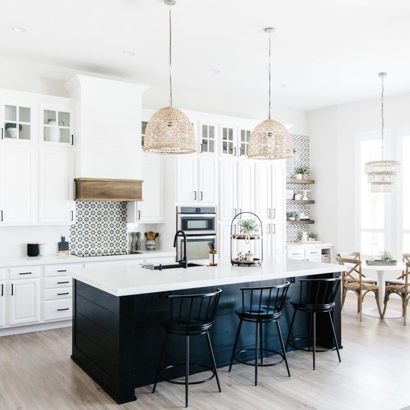 Modern White Kitchen with Contrasting Black Island