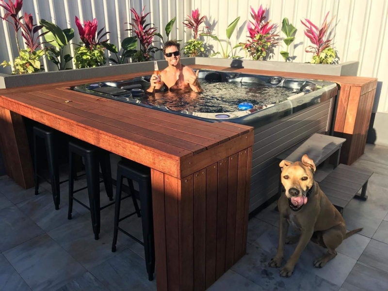 Modern Wooden Hot Tub Bar Surround Design