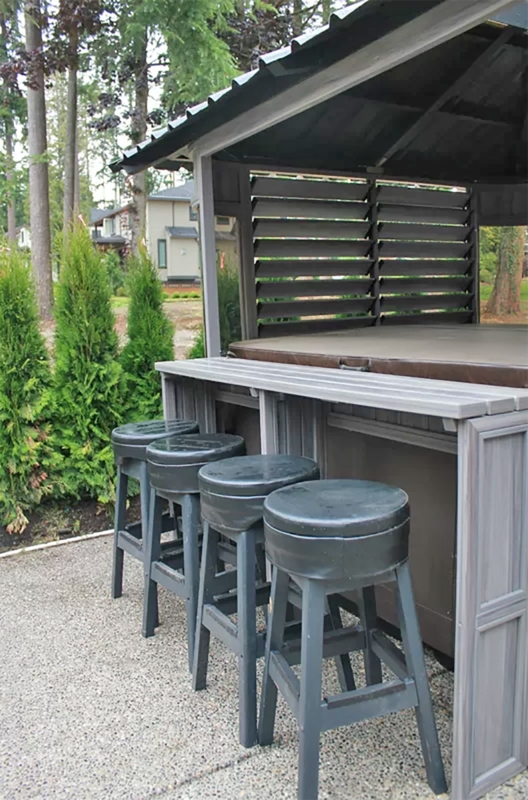 Outdoor Hot Tub Gazebo with Bar Seating
