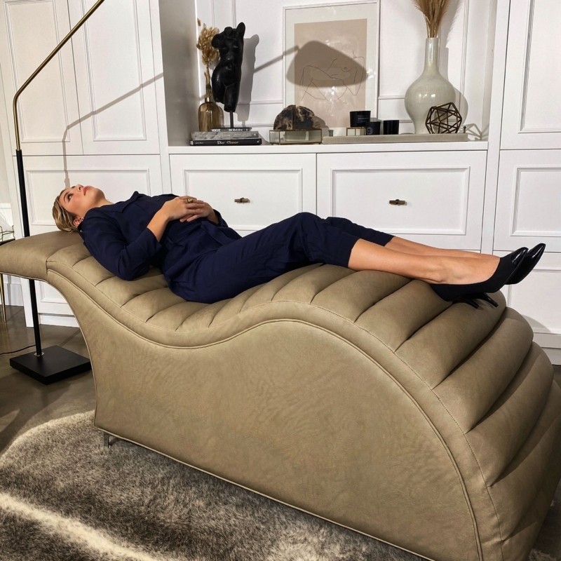 Plush + Oak Lash/Brow Beauty Bed/Chair | Esthetician room decor, Beauty ...