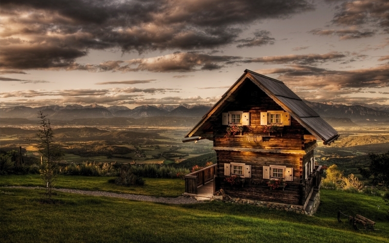 Rustic Mountain Cabin with Panoramic Views