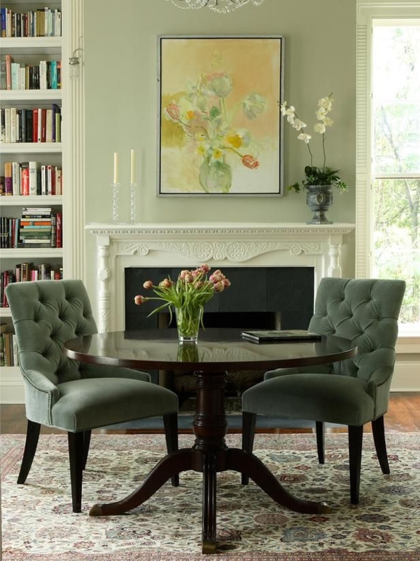 The almost-monochromatic soft green color scheme feels easy to look at ...