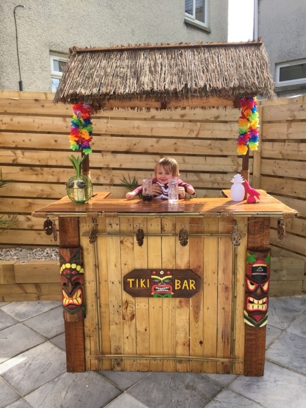 Tiki bar built by my husband in our garden Bar Tiki, Outdoor Tiki Bar ...