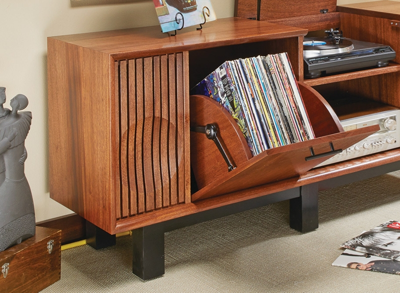 Turntable Console | Woodworking Project | Woodsmith Plans