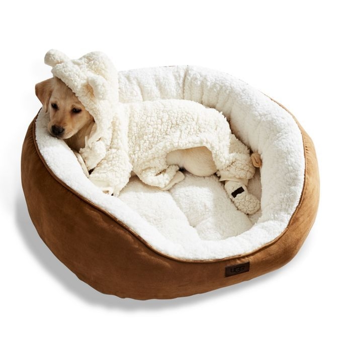 UGG Classic Sherpa Chestnut Memory Foam Pet Bed