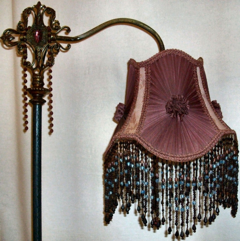 victorian lamp fringe | ... Lamp Shades on Enchanting Victorian ...
