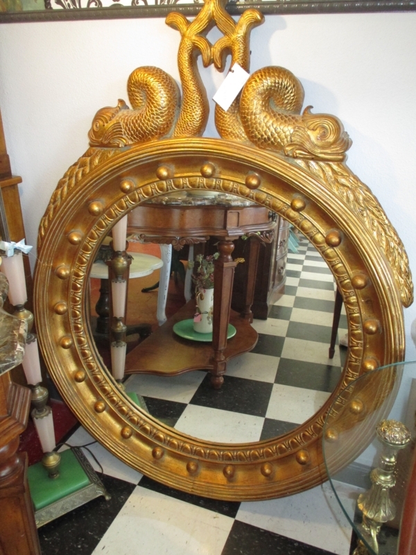 Vintage Gold Ornate Round Mirror with Sculpted Details