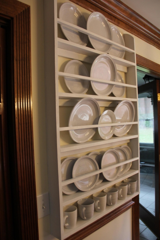 Wall Mounted White Plate Rack with Cup Storage
