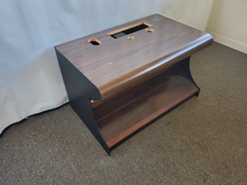 Walnut Bull Nose Slot Machine Stand with Wood Footrest