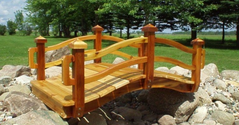 17 Amazing Japanese Inspired Garden Bridges - House Decors