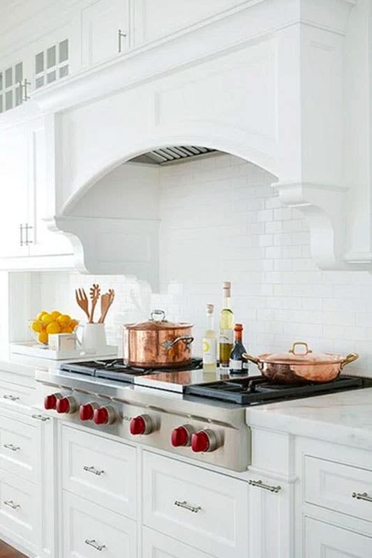 6 Best Farmhouse Range Hoods Ideas for Your Kitchen