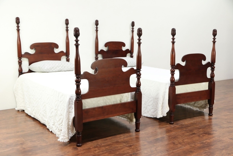 Antique Cherry Twin Beds with Pineapple Post Design