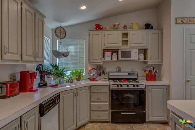 Classic Neutral Mobile Home Kitchen Cabinets