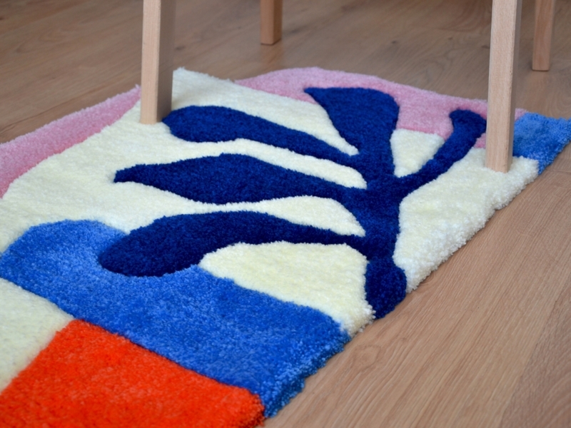 Colorful Graphic Asymmetrical Modern Accent Rug