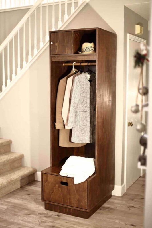 Compact Wooden Entryway Storage Bench with Coat Rack