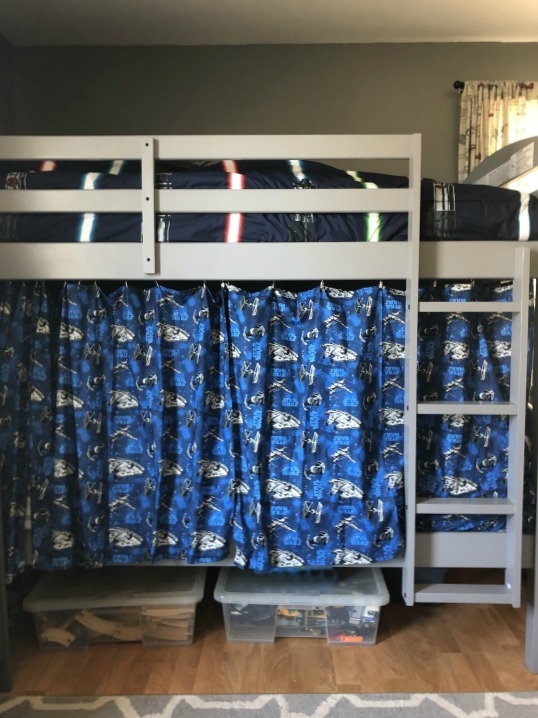 Creative Bunk Bed Fort with Star Wars Curtains