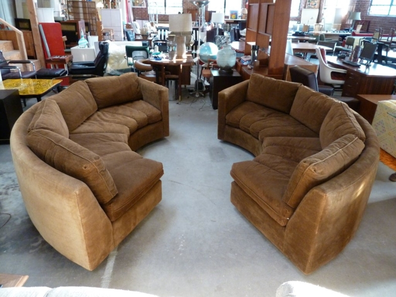 Crescent Shaped Modular Brown Sectional Sofa