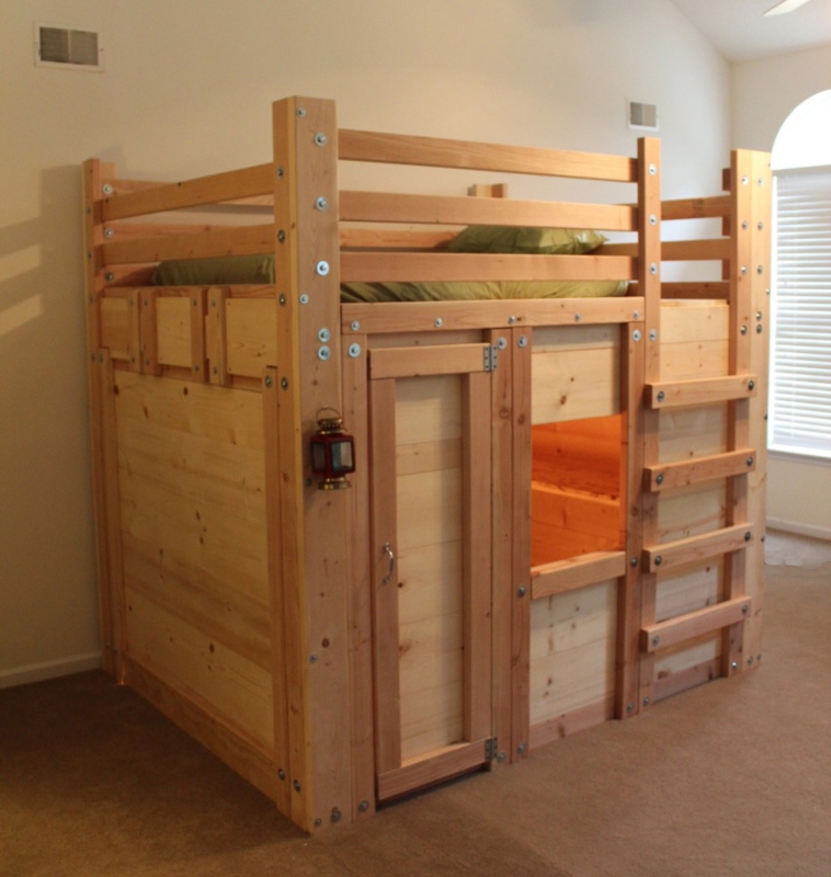 Custom Wooden Charleston Bed Fort with Ladder