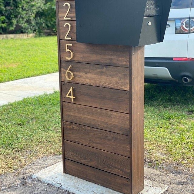 DIY Mid Century Modern Wooden Mailbox Post