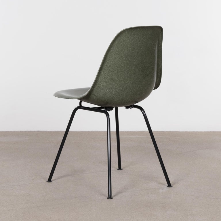 Eames Olive Green DSX Dining Chair Set with Black Legs
