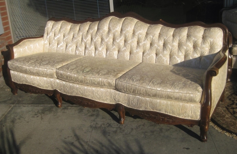 Elegant French Provincial Vintage Sofa Design