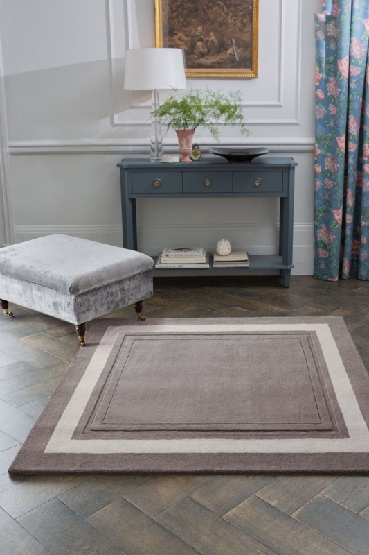 Elegant Neutral Toned Lewes Rug in Classic Living Room