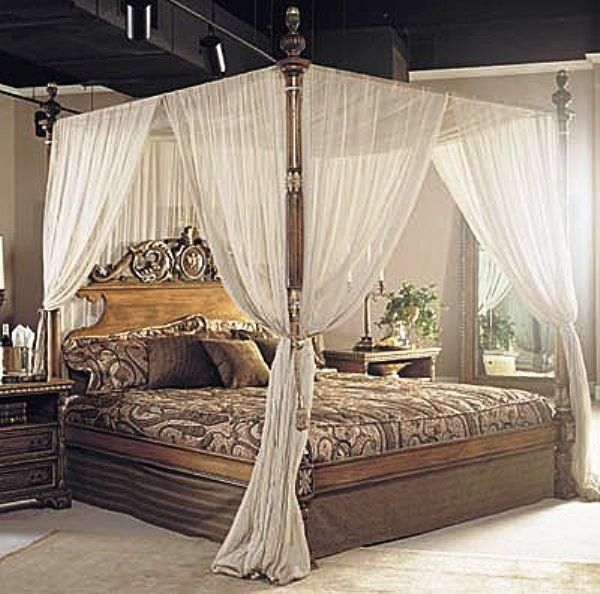 Elegant Romantic King Size Canopy Bedroom Design