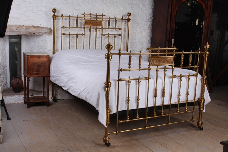 Elegant Victorian Brass King Size Bed Frame