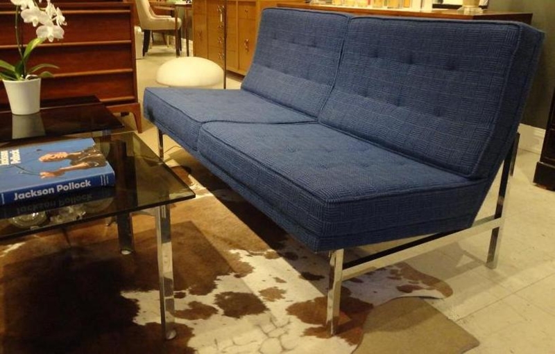 MICHAEL THOMAS : "Florence Knoll, Parallel Bar" Sofas