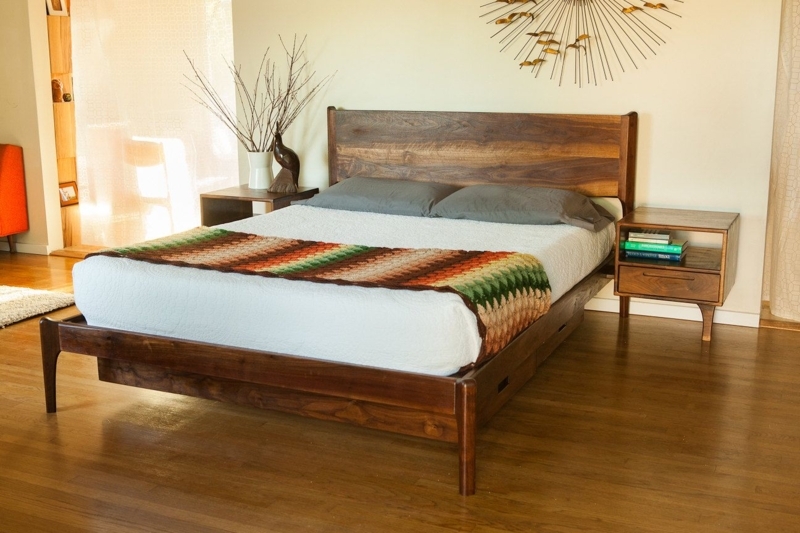 Mid-Century Modern Wooden Bed with Storage and Nightstands