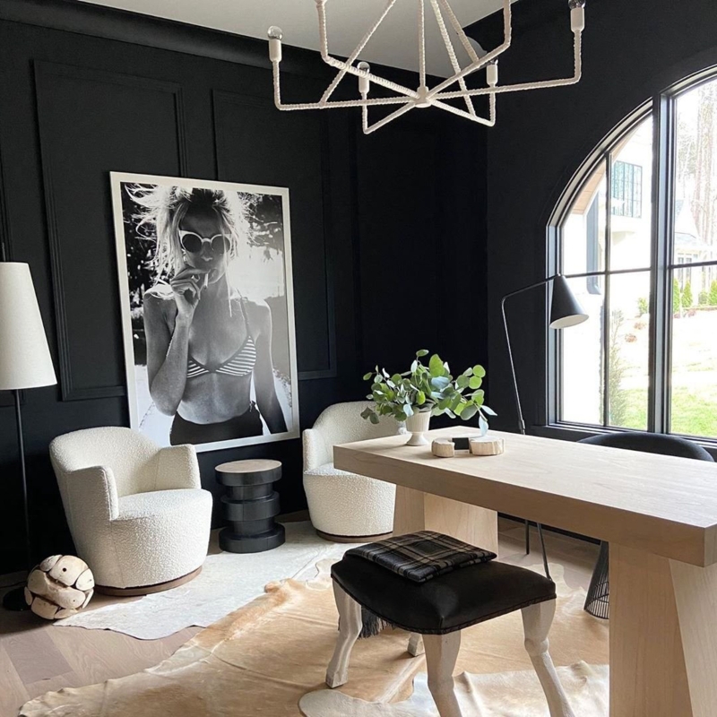 Modern Bleached Oak Desk with Cozy Seating